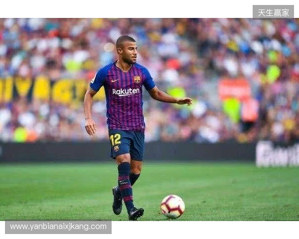 前教练：拉菲尼亚在攻防两端都能做贡献，他比登贝莱更全面