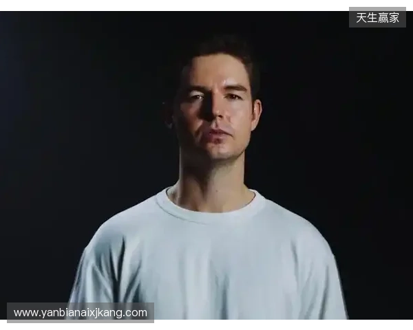 苗原谈中足联升降级附加赛:生死之战中甲球队不能用外援,挺离谱