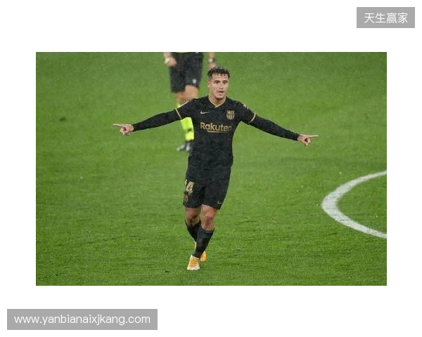 巴萨官方:莱万左眼眶骨折,将缺席对阵马竞的比赛 巴萨官方:莱万左眼眶骨折,将缺席对阵马竞的比赛